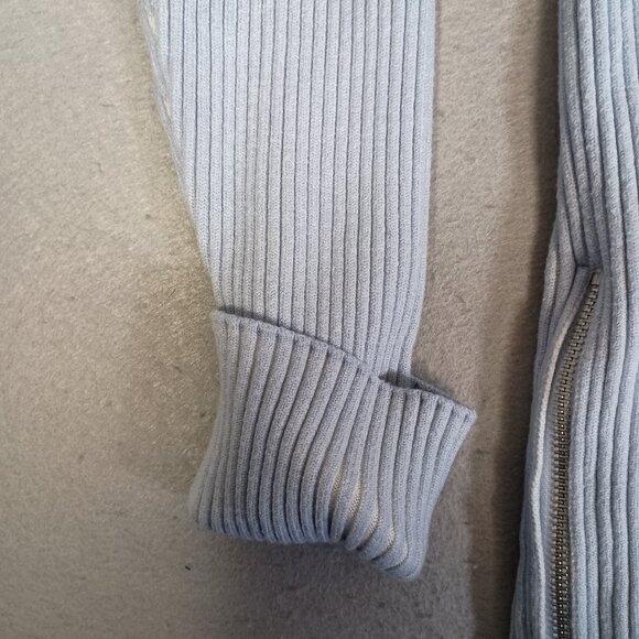 Varley Light Gray Ribbed Sweater - Picture 8 of 11